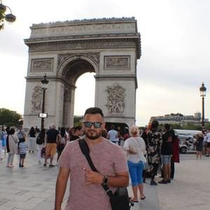 Meet your Posher, Jonathan